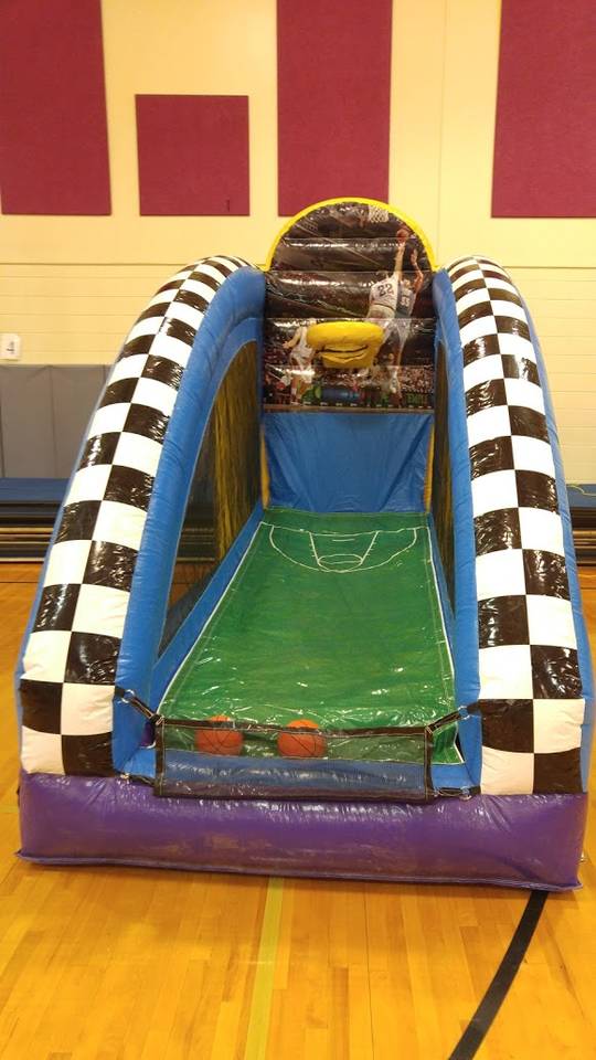 Inflatable basketball shooting game